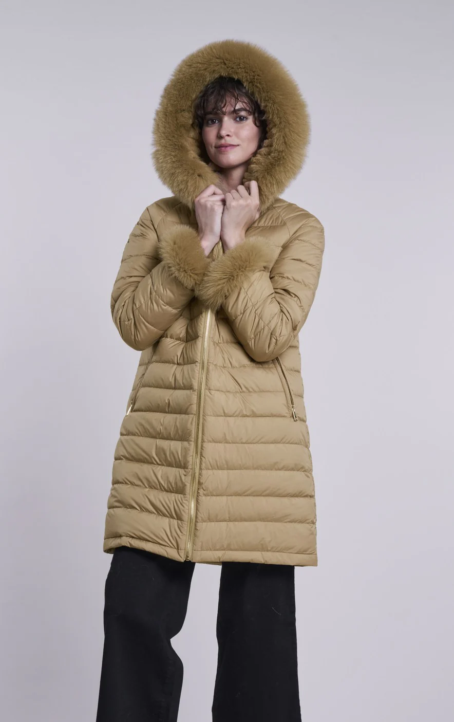 #1263HD  Genuine down reverses to layered rabbit  $1099 60% off  $390 - Image 3